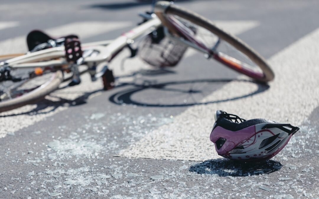South LA: Ciclista muere tras accidente en persecución policial